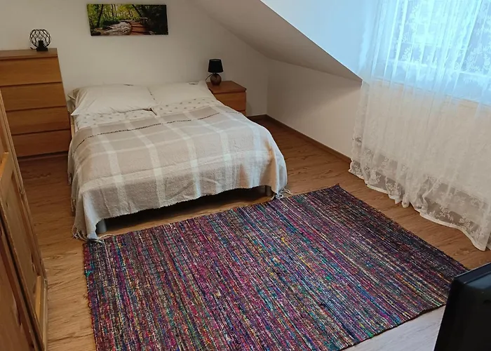 Haus Josef, Apartment Mit Balkon Und 2 Schlafzimmer